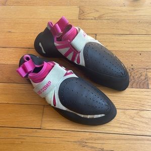 Butora Acro Comp Narrow US size 11M/12F Climbing Shoes